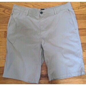 The North Face Shorts Mens Sz 38 Khaki Nylon Hiking Camping Outdoor 12“ inseam